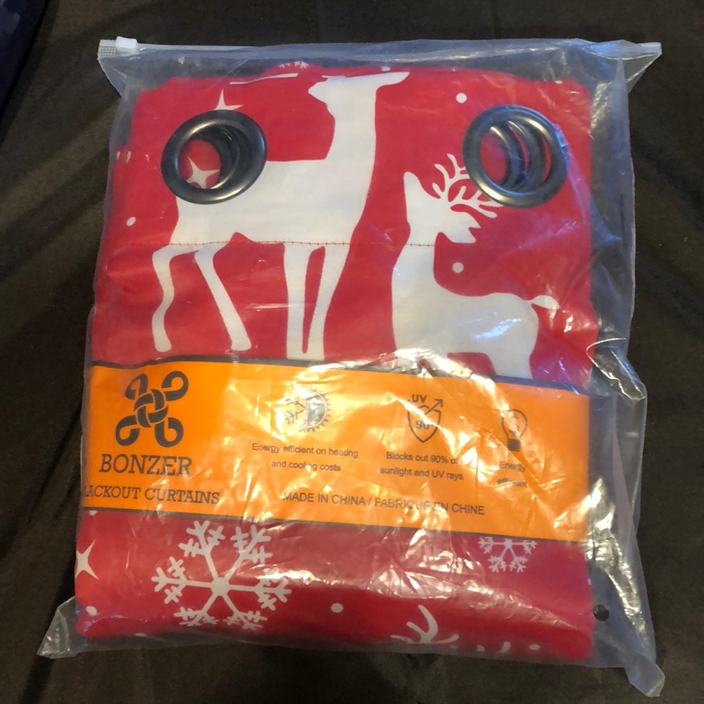 NIP Bonzer Christmas Curtains Red Deer and Snowflake Pattern 2 Panels 52 X 63